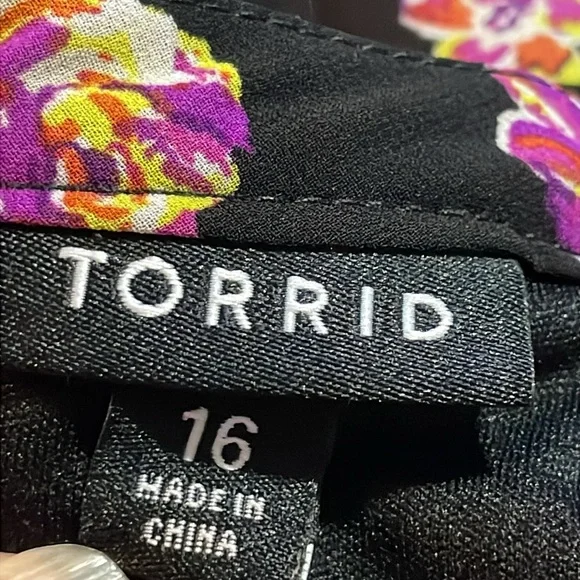 Torrid Floral Black Cold Shoulder Dress - Picture 5 of 9